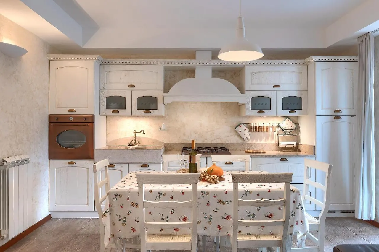 Nona'S Garden Apartment Pula Croatia