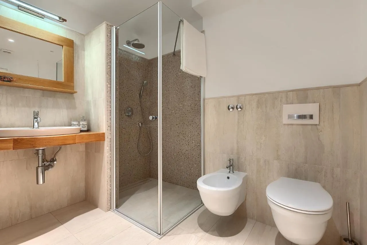Nona'S Garden Apartment Pula Croatia
